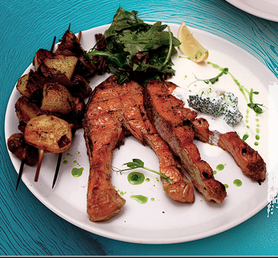 Стейк на мангале в сливочном соусе