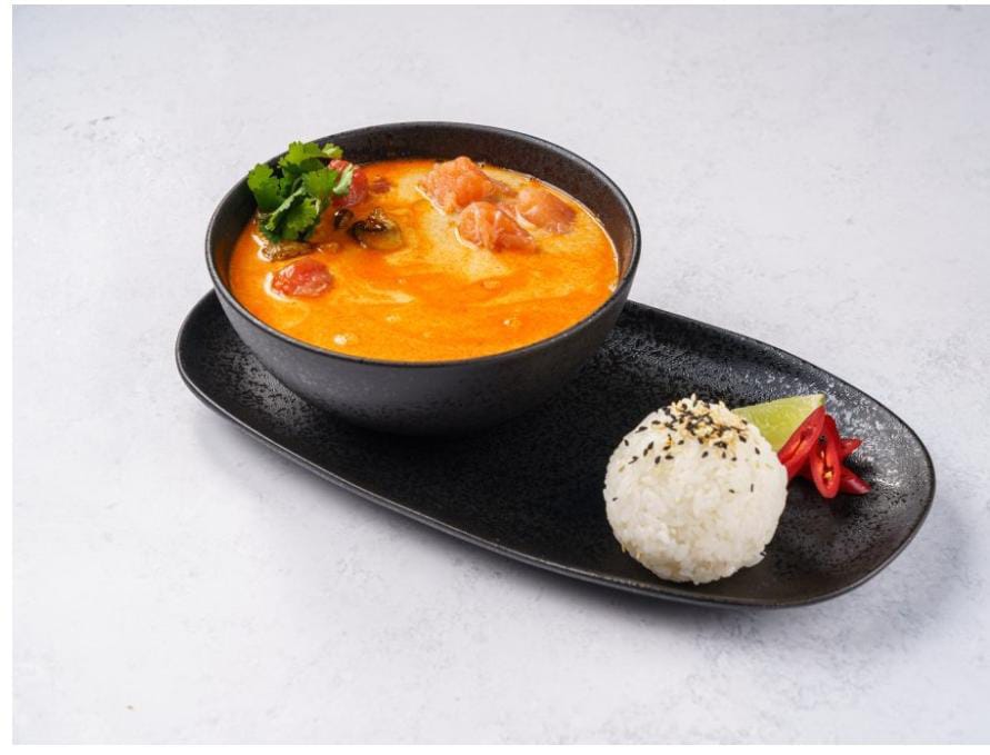 Том Ям с лососем