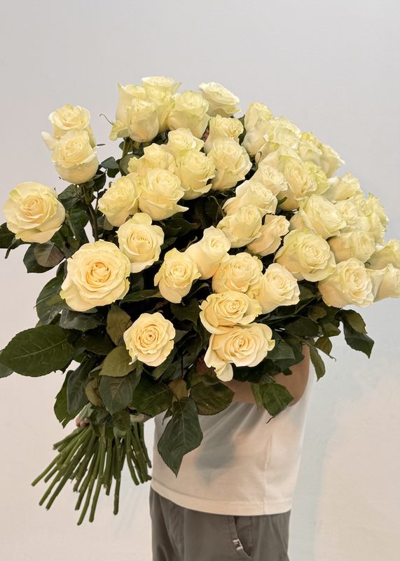 Букет Голландских белых роз 51шт 1метр