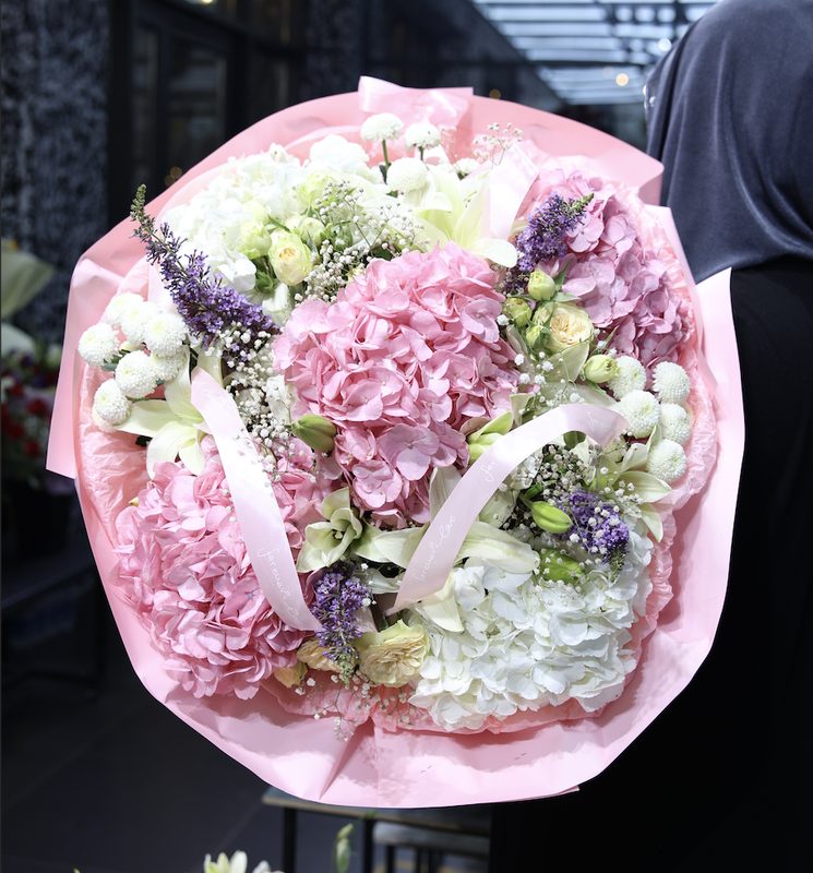 Букет гортензий 5шт 70см (ассортти)