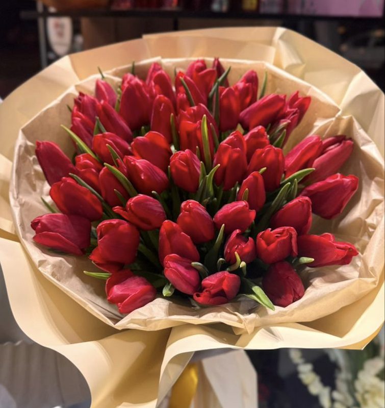 Букет тюльпанов — 35 шт 60см